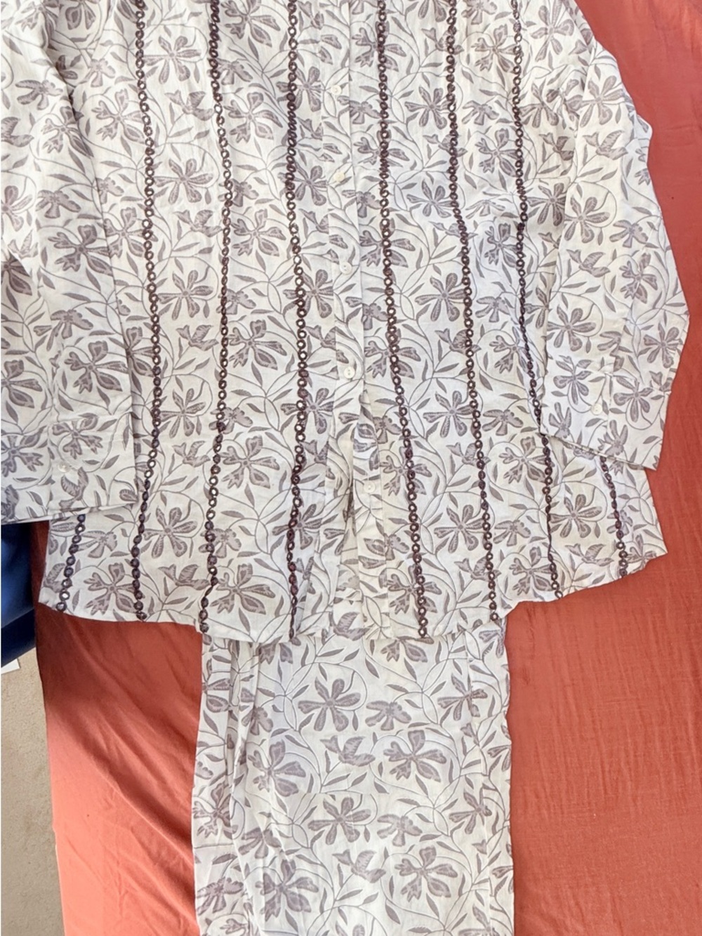 Zara White Floral Pantsuit with light Purple Trim